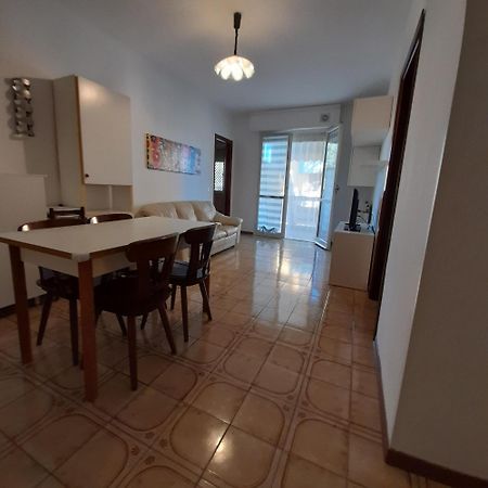 شقة Casa Irene Luni المظهر الخارجي الصورة